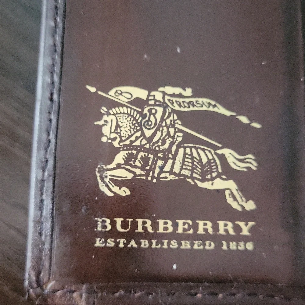 Burberry Haymarket signature print designer Card Holder